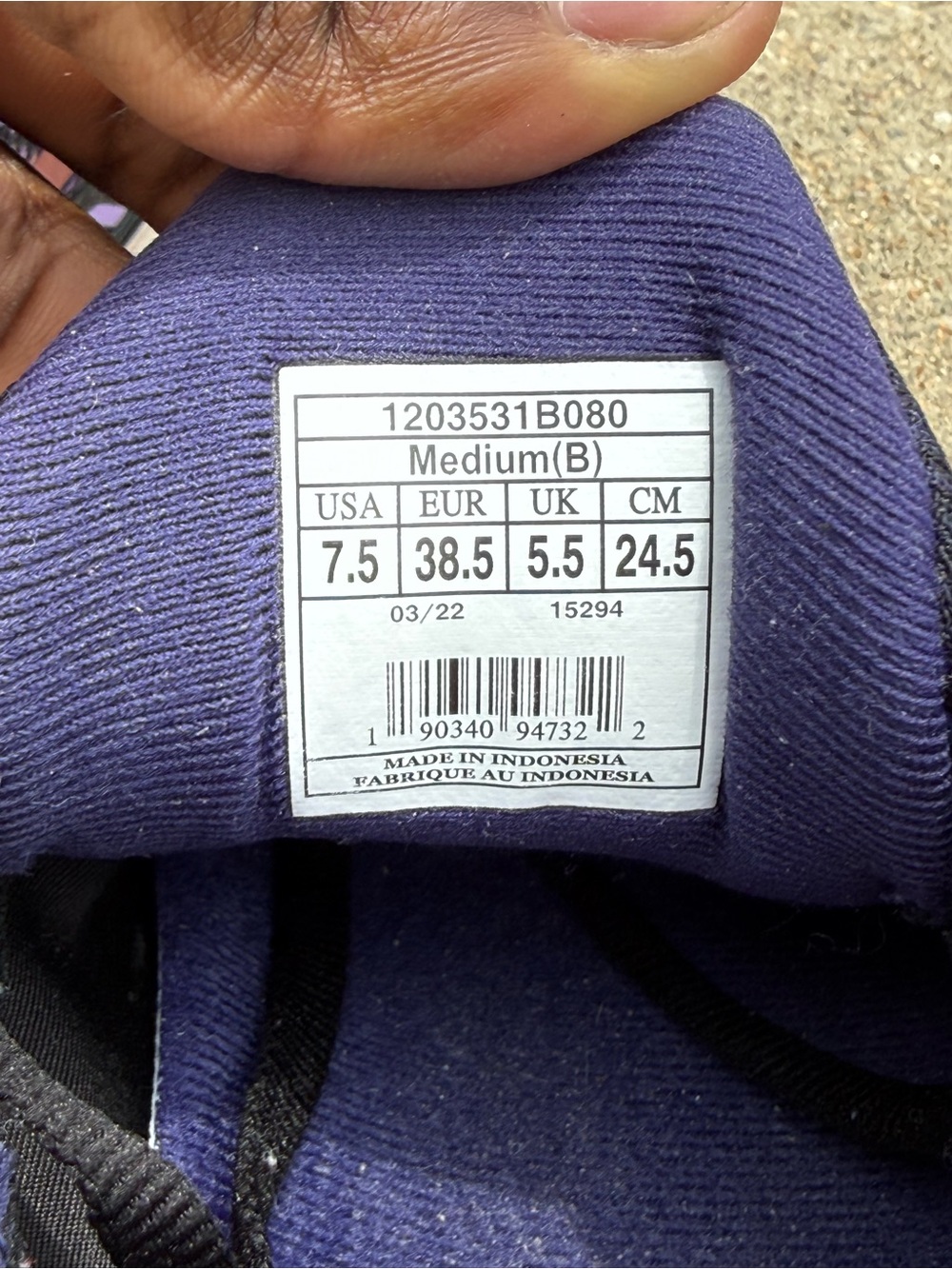 Womens Brooks Adrenaline 22 (size 7.5) - Picture 6 of 9